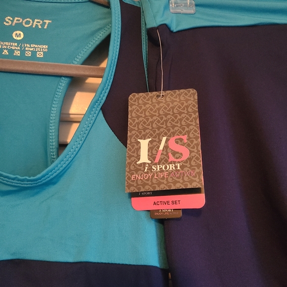 I Sport Activewear set size medium - Picture 4 of 5